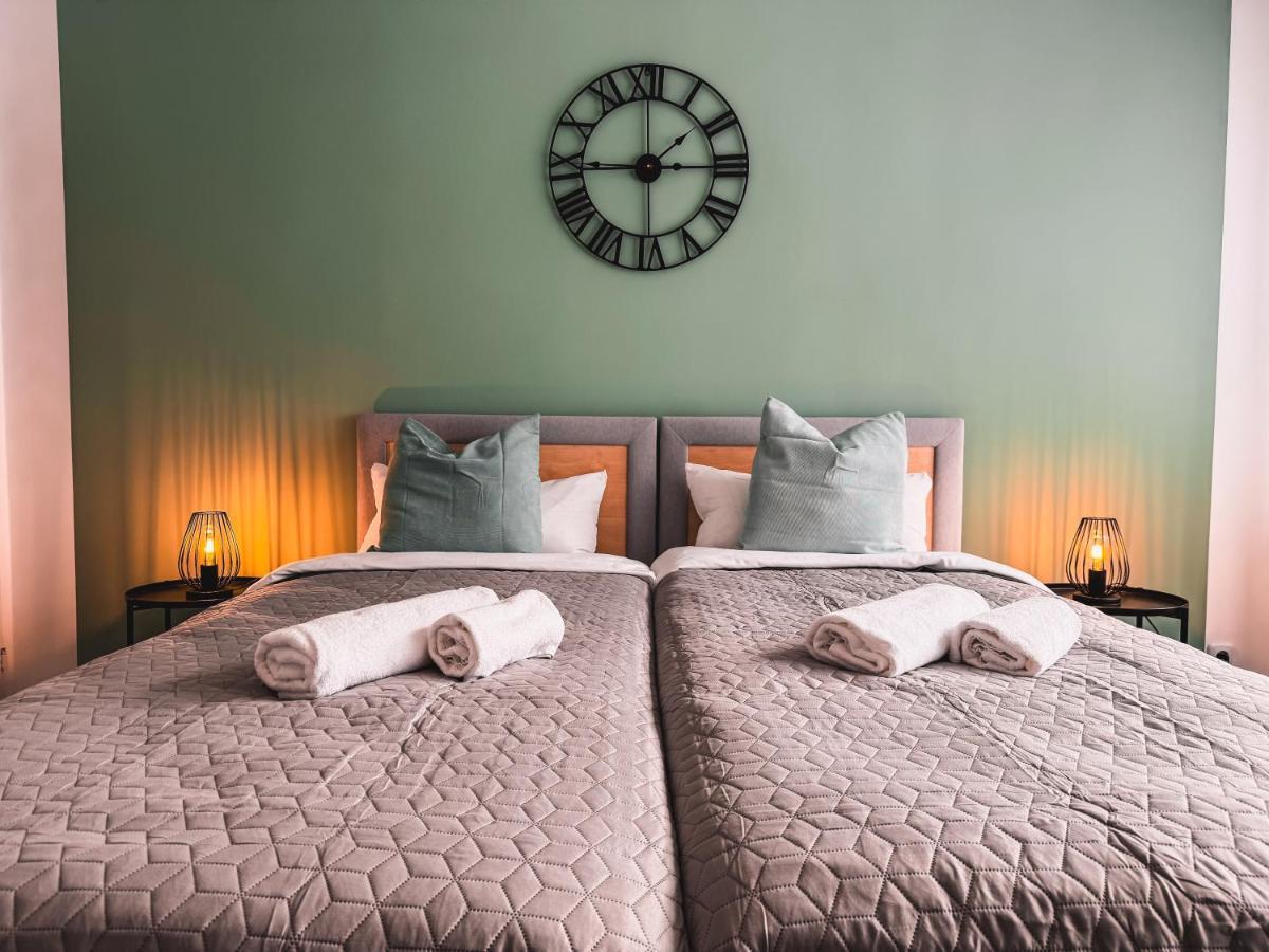 Immostay #6 - Ferienhaus 4 Zimmer Fuer 8 Personen, Wifi & Zentrum BRE 외부 사진