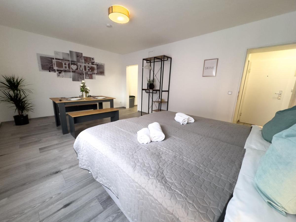 Immostay #6 - Ferienhaus 4 Zimmer Fuer 8 Personen, Wifi & Zentrum BRE 외부 사진