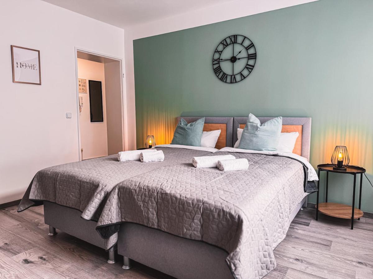 Immostay #6 - Ferienhaus 4 Zimmer Fuer 8 Personen, Wifi & Zentrum BRE 외부 사진