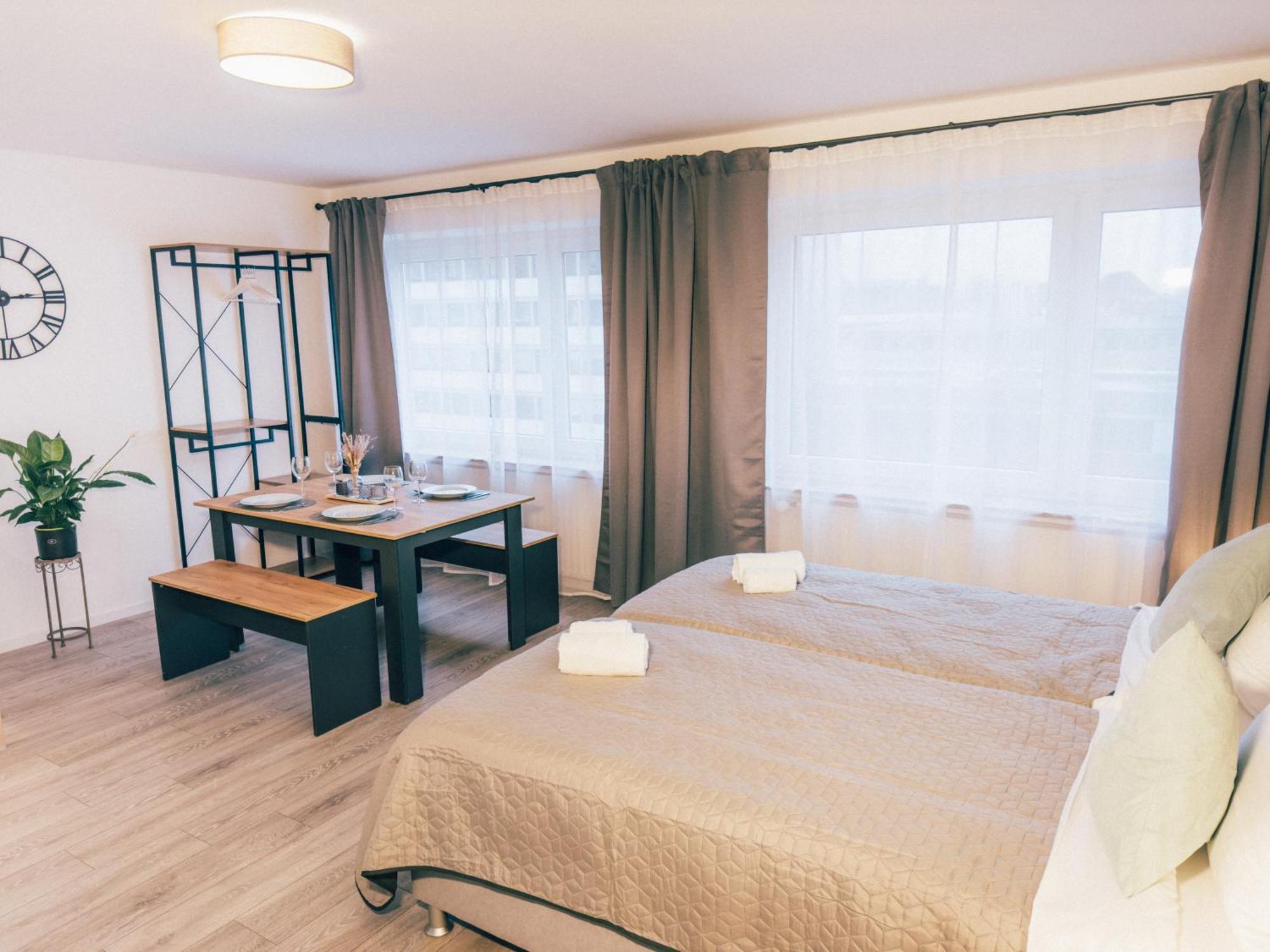 Immostay #6 - Ferienhaus 4 Zimmer Fuer 8 Personen, Wifi & Zentrum BRE 외부 사진