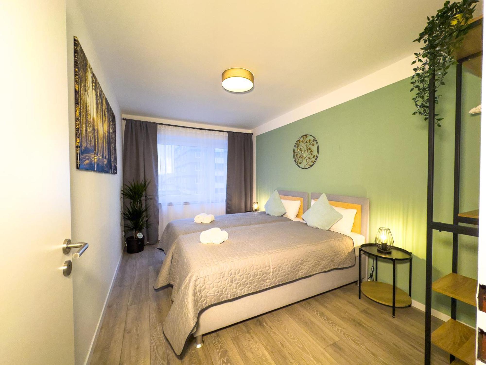 Immostay #6 - Ferienhaus 4 Zimmer Fuer 8 Personen, Wifi & Zentrum BRE 외부 사진