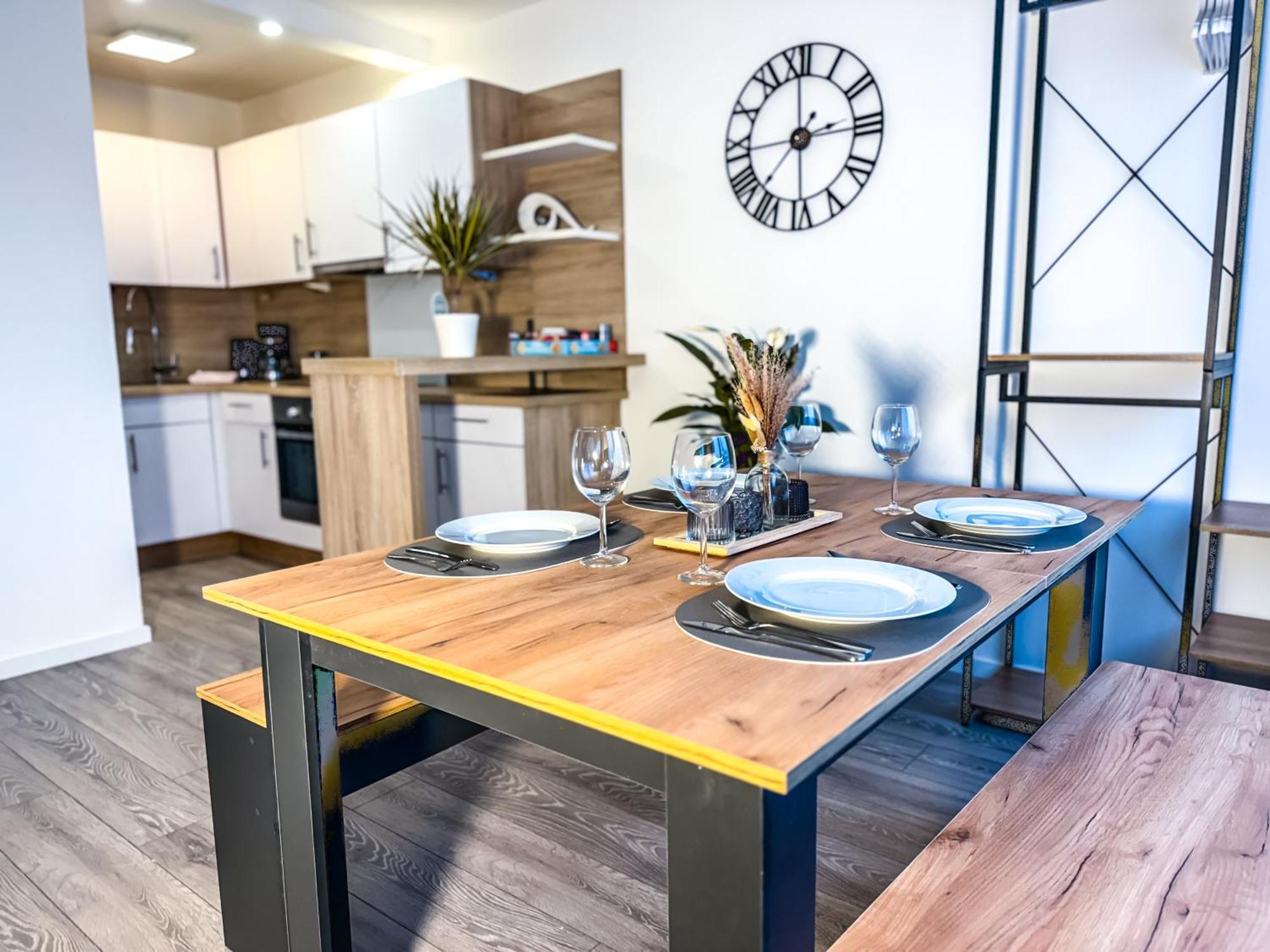 Immostay #6 - Ferienhaus 4 Zimmer Fuer 8 Personen, Wifi & Zentrum BRE 외부 사진