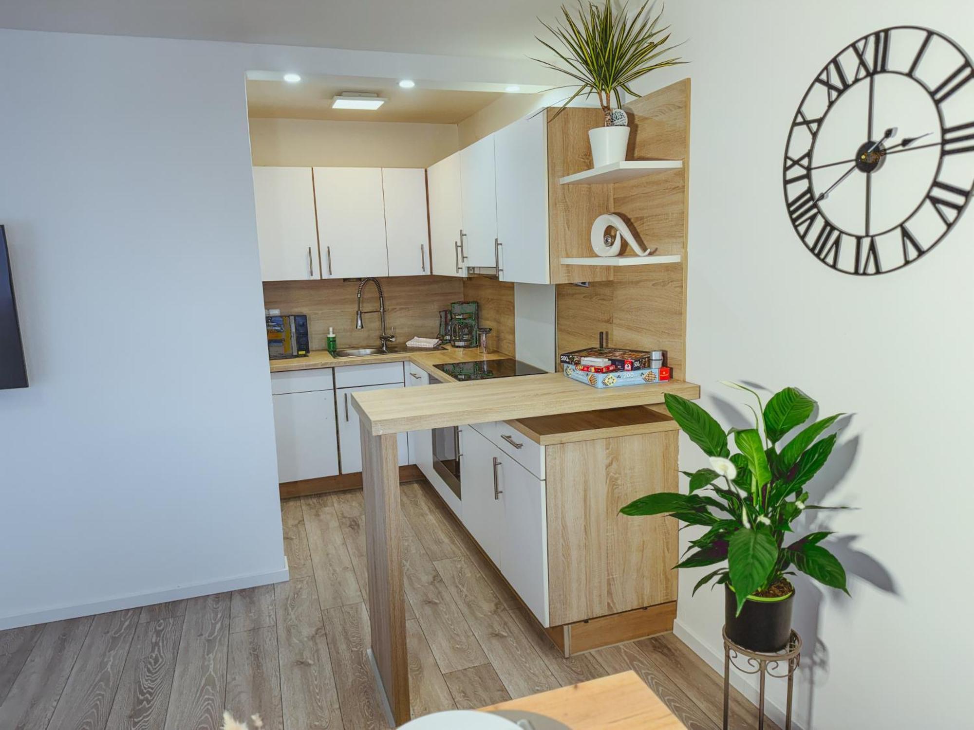 Immostay #6 - Ferienhaus 4 Zimmer Fuer 8 Personen, Wifi & Zentrum BRE 외부 사진